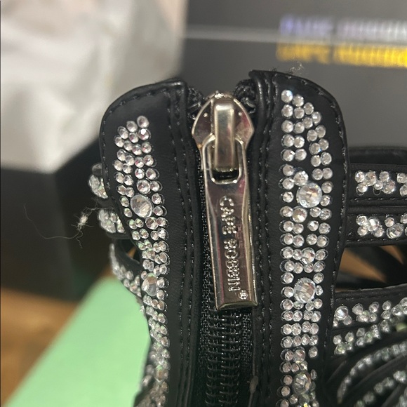 Cape Robbin Black Strappy gladiator style Heels with Rhinestones size 7 NIB - Picture 5 of 7